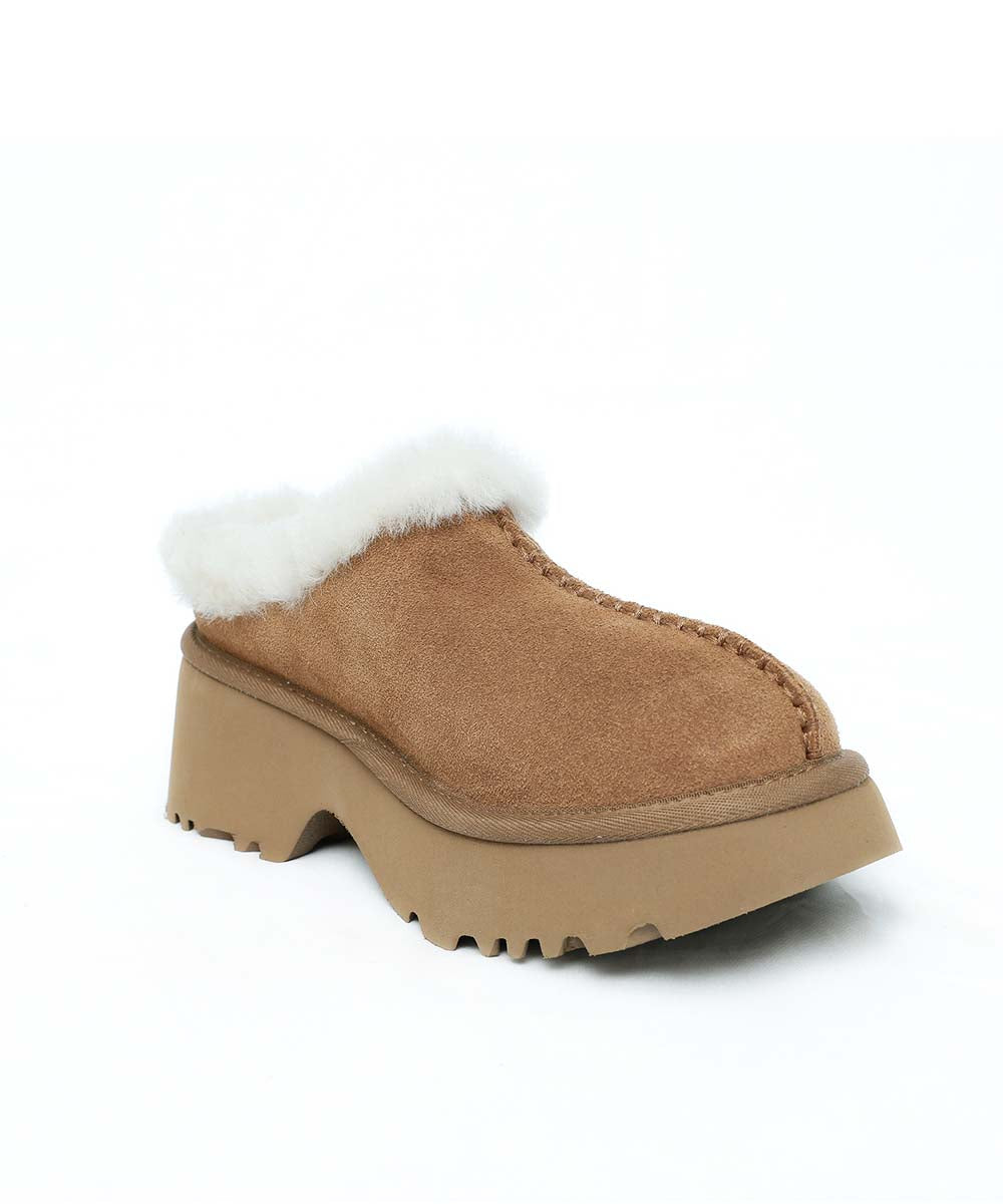 Women's UGG Terra Platform Clog Secondary image