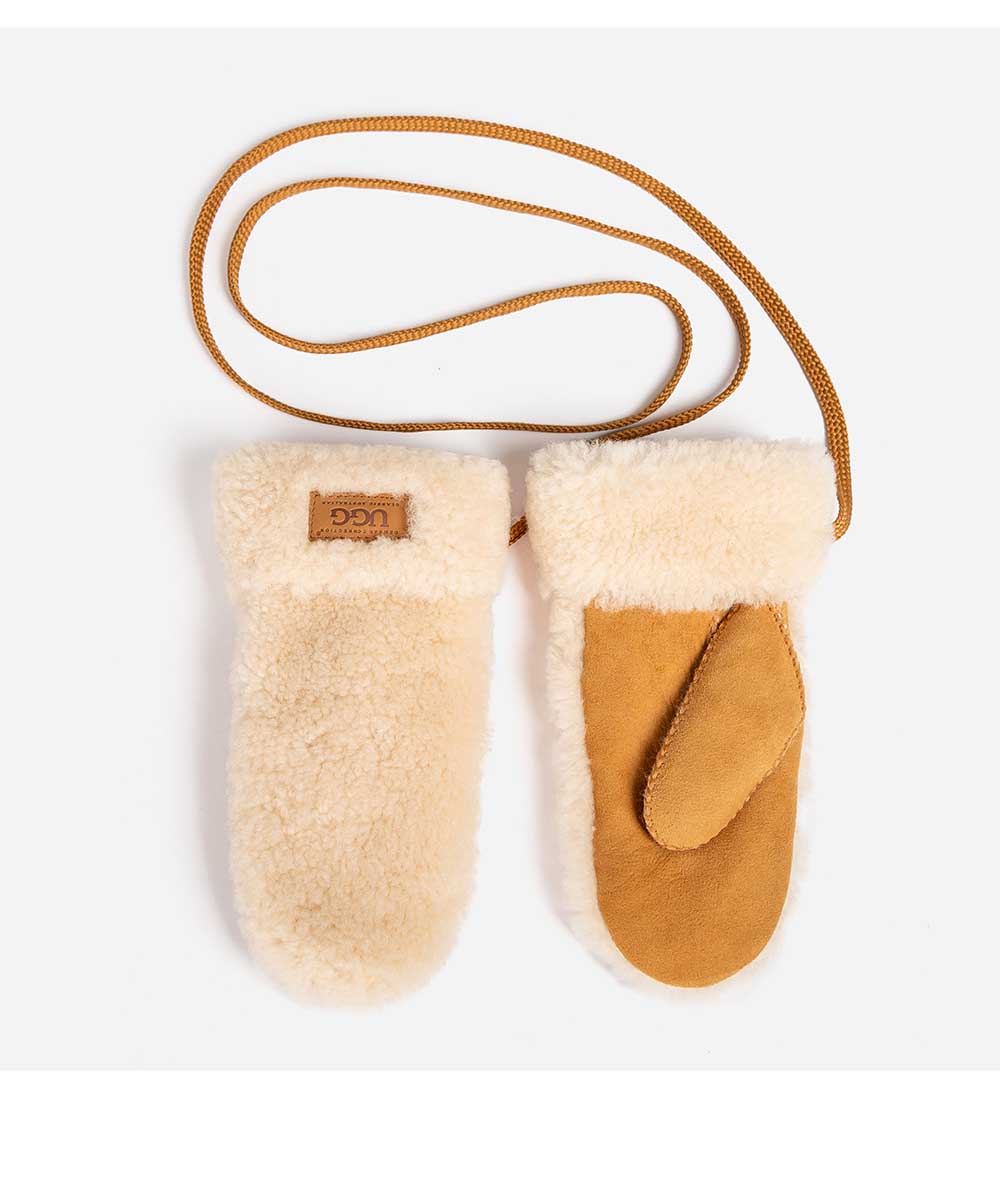 Kid's UGG Curly Mitten Gloves Secondary image