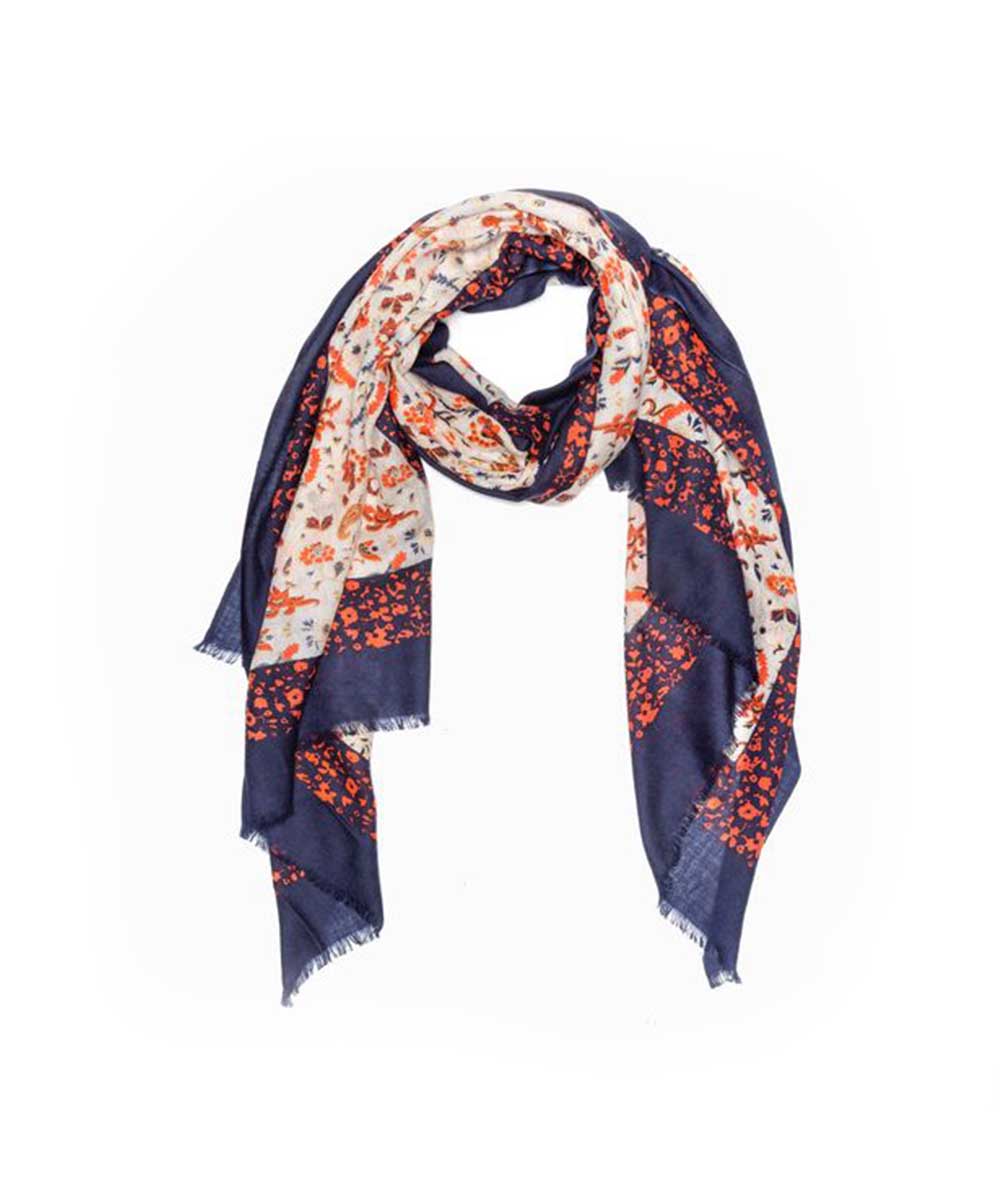 Wool Print UGG Scarf Main image